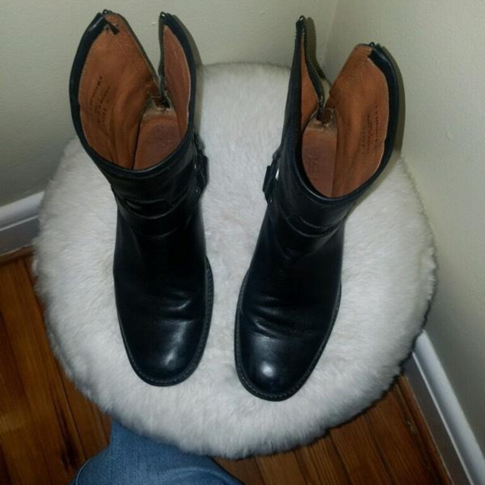 Frye Boots - Picture 5 of 7